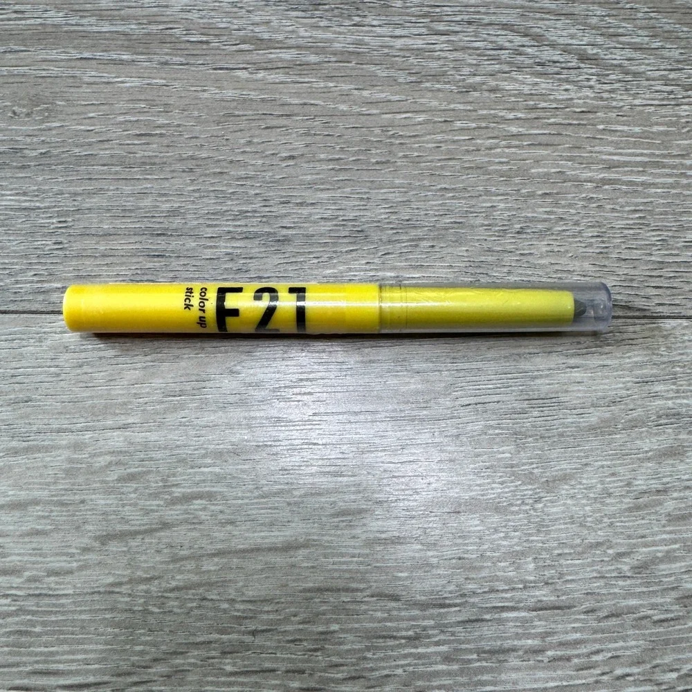 NIP Forever 21 Color Up Stick Chartreuse Neon Yellow Green Eye Face Crayon
